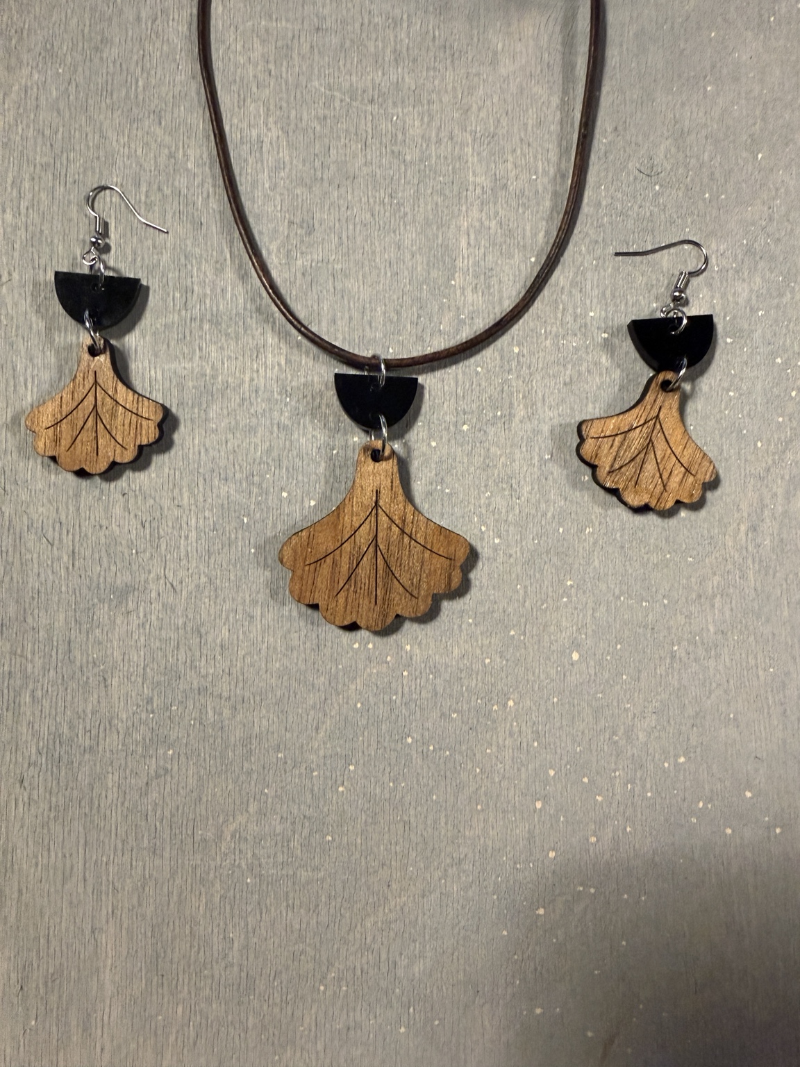 GINKGO, Kette + Ohrringpaar – Originalfoto von LaserMoment Design