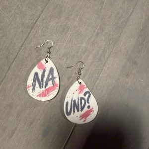 NA / UND?, Ohrringpaar – Originalfoto von LaserMoment Design
