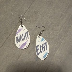 NICHT / ECHT, Ohrringpaar – Originalfoto von LaserMoment Design